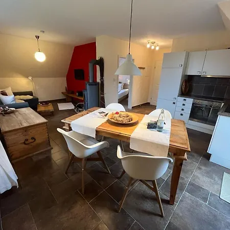 Naturapartments - Hideaway & * Бург